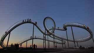 Illustration for article titled Walkable Roller Coaster Offers Good Exercise, Zero Thrills